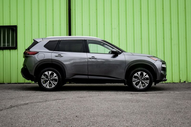 2023 Nissan Rogue SV Moonroof - Moonroof - Apple CarPlay in Cars & Trucks in Kingston - Image 2