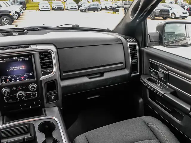 2021 RAM 1500 Classic SLT Warlock | GPS | Park Senses | Back-... in Cars & Trucks in London - Image 9