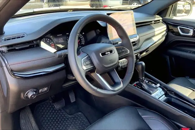 2023 Jeep Compass 4WD TRAILHAWK in Cars & Trucks in Edmonton - Image 15