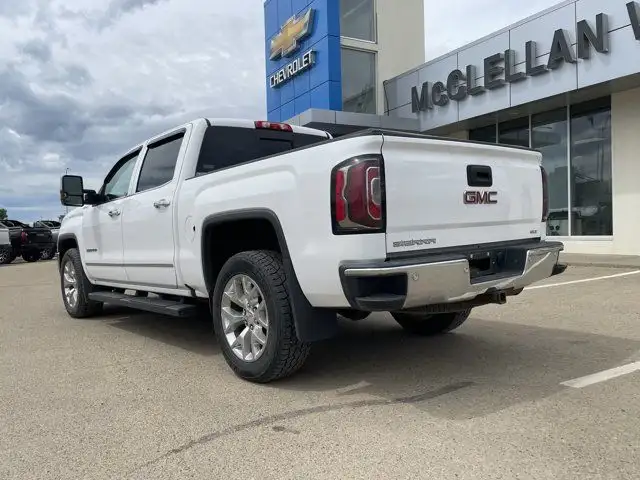 2017 GMC Sierra 1500 SLT in Cars & Trucks in Edmonton - Image 11
