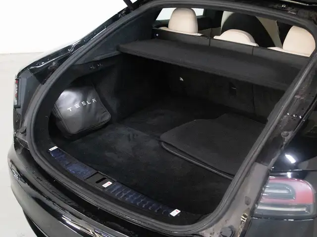 2022 Tesla Model S AWD | 21\" RIM | YOKE STEERING in Cars & Trucks in Mississauga / Peel Region - Image 10
