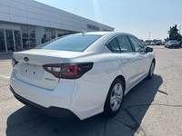 Do not miss out on this low mileage, locally owned and traded 2022 Subaru Legacy! Nicely optioned wi... (image 7)