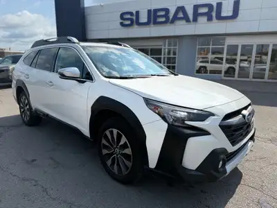 Do not miss out on this beautiful, low mileage, locally owned and traded Premier XT Turbo Outback! B...