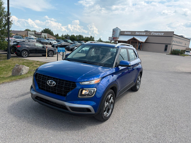2022 Hyundai Venue SEL HAIL SALE in Cars & Trucks in Calgary - Image 4