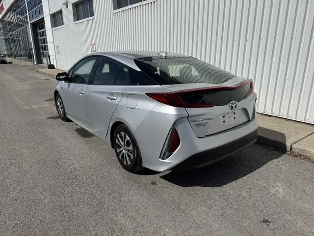 2021 TOYOTA PRIUS PRIME PRIUS PRIME 2021 | BASE | CARPLAY | BANC in Cars & Trucks in Laval / North Shore - Image 5