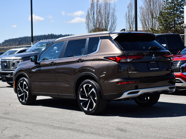 2024 Mitsubishi Outlander PHEV SEL - Panoramic Sunroof, Power Li in Cars & Trucks in Burnaby/New Westminster - Image 3