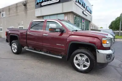 SAFETY INCLUDED FREE ACCIDENT Very Clean GMC Sierra 2500HD Crew 4x4 6.0L V8 with Automatic Transmiss...