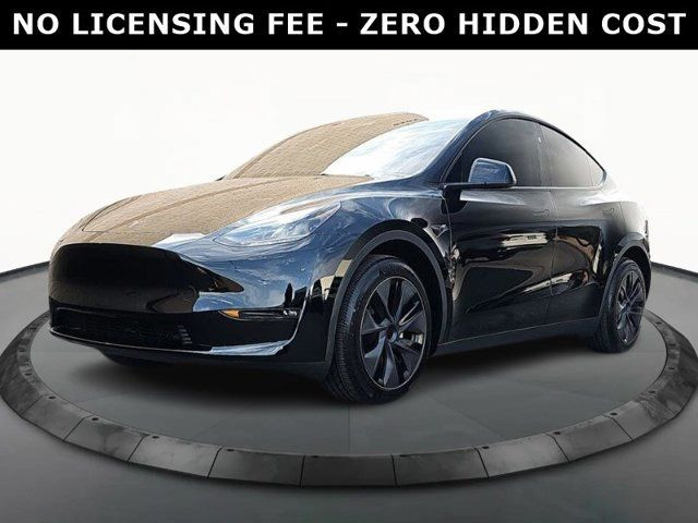 2025 Tesla Model Y Long Range in Cars & Trucks in Markham / York Region