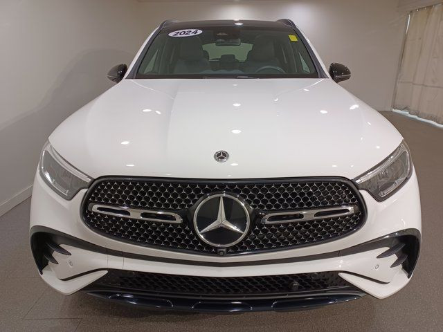 2024 Mercedes-Benz GLC GLC 300 in Cars & Trucks in Regina - Image 3