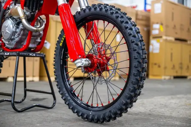 2025 GASGAS MC 250F in Dirt Bikes & Motocross in Longueuil / South Shore - Image 10