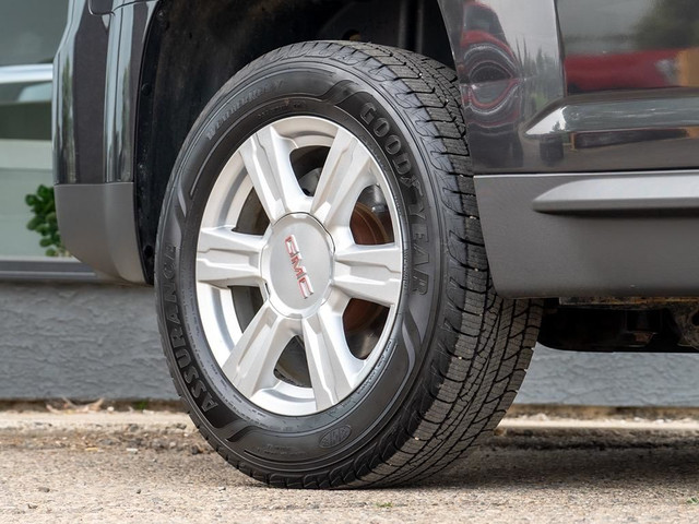 2015 GMC Terrain SLE2 FWD SPORT UTILITY 4-DR in Cars & Trucks in Saskatoon - Image 3