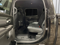 SPORT APPEARANCE PACKAGE, BIG HORN LEVEL 2 EQUIPMENT GROUP, OFF-ROAD GROUP, UCONNECT 5 NAV w/12.0 IN... (image 9)