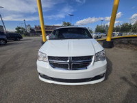 The 2016 Dodge Grand Caravan SE is equipped with Power Sliding Doors, Back up Camera, Power Tail Gat... (image 9)