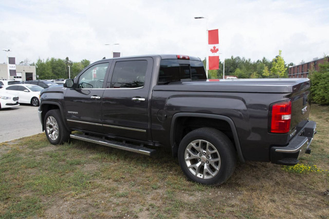 2015 GMC SIERRA K1500 SLT in Cars & Trucks in Oshawa / Durham Region - Image 3