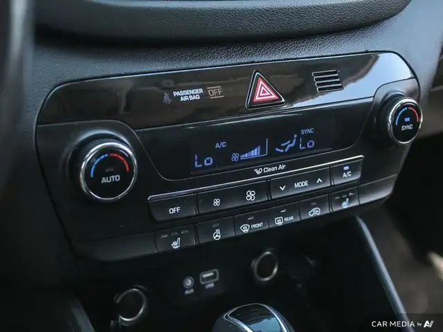 2017 Hyundai Tucson SE | Bluetooth | Heated Seats | AWD | XM dans Autos et camions dans London - Image 24