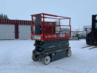 2015 Skyjack SJIII 3226 Scissor Lifts