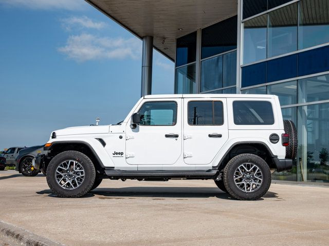 2025 Jeep Wrangler Sahara in Cars & Trucks in Barrie - Image 4