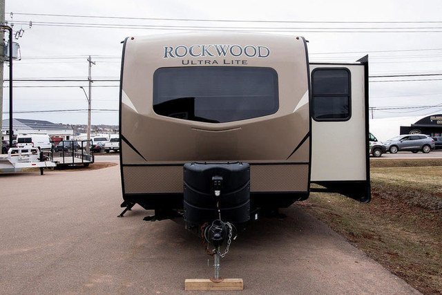 2019 Forest River Rockwood Ultra Lite 2608SB Regular Price $4790 in Travel Trailers & Campers in Charlottetown - Image 2