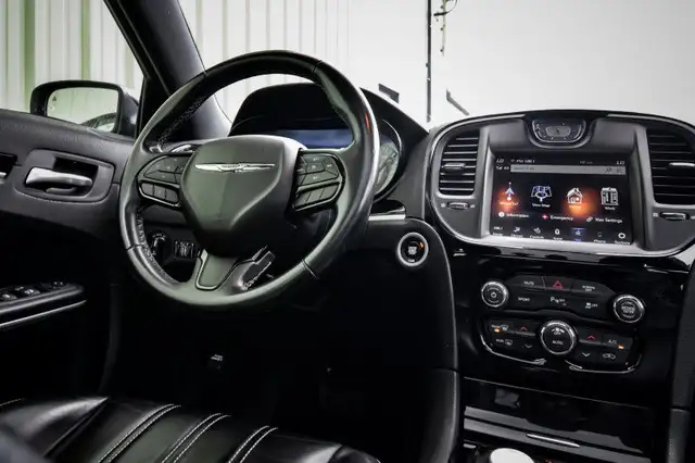 2022 Chrysler 300 S • SUNROOF • NAV • HEATED LEATHER • PREM. AUD in Cars & Trucks in Kingston - Image 16