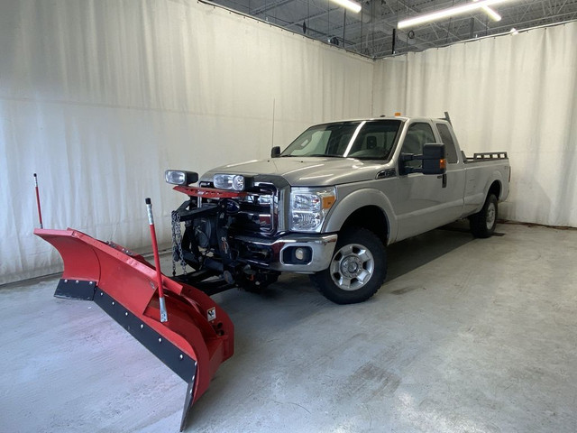 2011 Ford Super Duty F-250 XLT 4X4 in Cars & Trucks in Strathcona County - Image 3