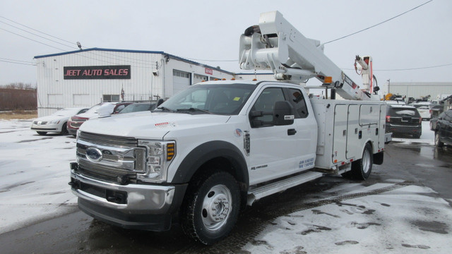 2018 Ford F-550 XLT CREW CAB BUCKET TRUCK WITH TEREX BOOM in Heavy Equipment in Vancouver - Image 2