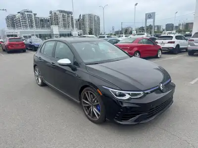 LIKE NEW * CARBON DECOR PACK - MANUELLE VENTE EN LIGNE DISPONIBLE. Rapport Carfax GRATUIT. Garantie...