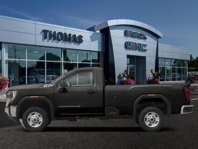 Aluminum Wheels, Keyless Entry, Trailering Package, Apple CarPlay, Android Auto! Take on the most ar...