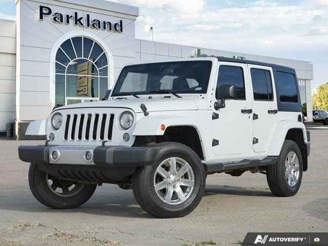 2017 Jeep Wrangler Unlimited Sahara 4 Door 4x4 V6 Auto Nav in Cars & Trucks in St. Albert