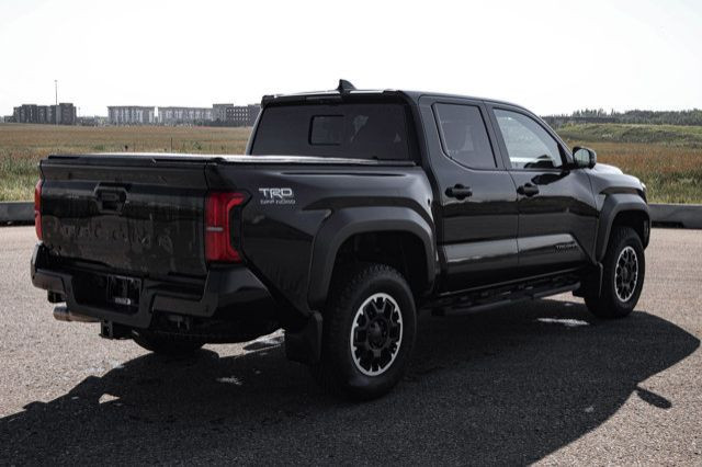 2024 Toyota Tacoma TRD OFF-ROAD CREWCAB 4X4 LEATHER SUNROOF in Cars & Trucks in Strathcona County - Image 4