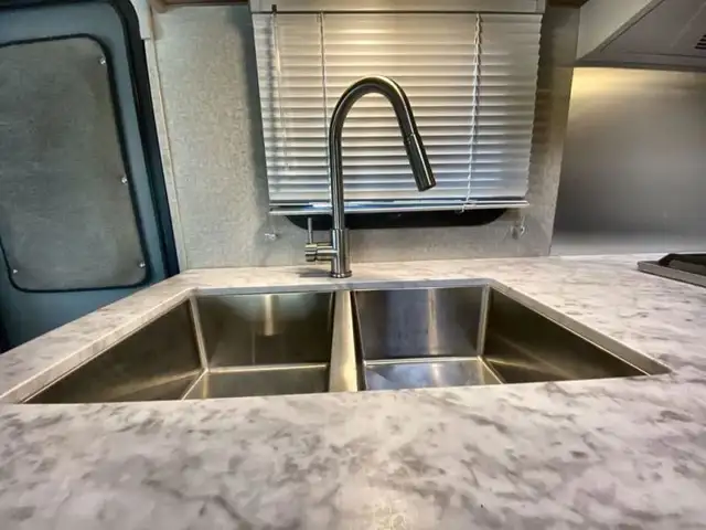 2022 Adventurer LP Class C Adventurer 24DS in RVs & Motorhomes in Prince George - Image 35