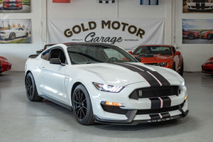 2016 Ford Mustang Shelby GT350 Track Pack, Mint, 28km!