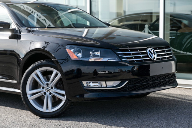 2015 Volkswagen Passat Highline +CUIR+TOIT+NAV +MAGS + BAS MILAG in Cars & Trucks in West Island - Image 2