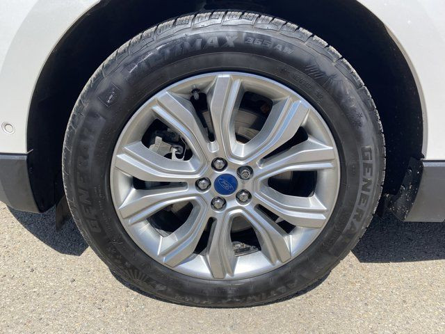 2019 Ford Edge Titanium | Panoramic Roof | Heated/Cooled Seats in Cars & Trucks in Edmonton - Image 3