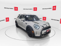 All Services Completed, Low mileage, Tonneau Cover, 6 Speakers, ABS brakes, Alloy wheels, Auto High-... (image 1)