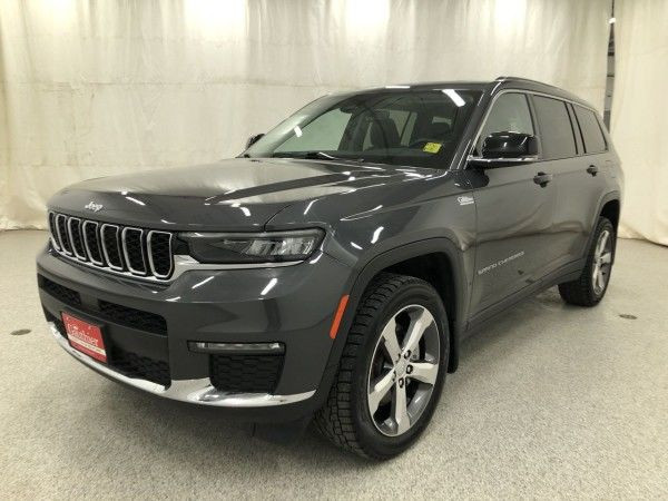 2022 Jeep Grand Cherokee L Limited in Cars & Trucks in Winnipeg