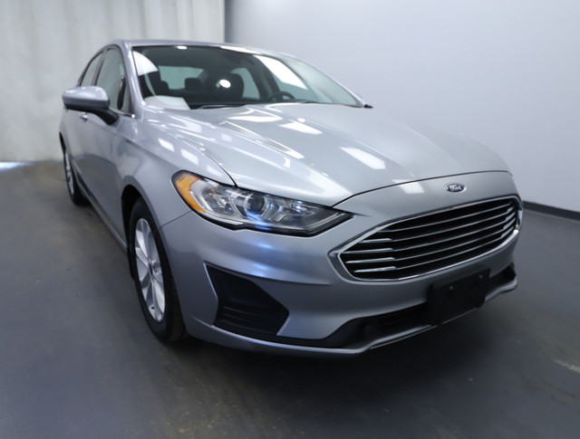 2020 Ford Fusion SE BRAND NEW TIRES | AUTOMATIC | WARRANTY in Cars & Trucks in Lethbridge
