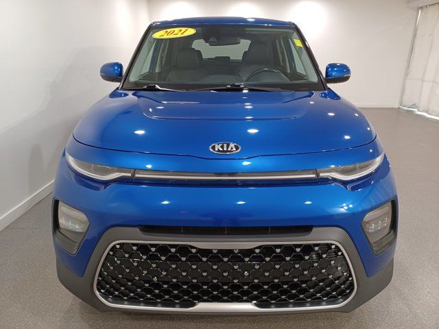 2021 Kia Soul EX+ | Wireless Charging | Sunroof | Htd Seats in Cars & Trucks in Regina - Image 2