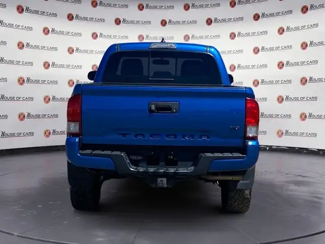2017 Toyota Tacoma TRD Sport in Cars & Trucks in Calgary - Image 6