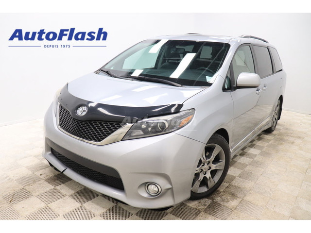  2015 Toyota Sienna 8 PASSAGERS, 3.5L V6, BLUETOOTH, CAMERA in Cars & Trucks in Longueuil / South Shore