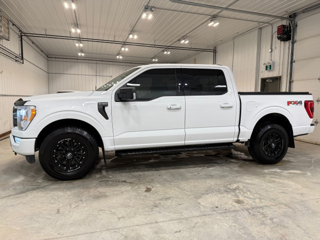 2022 Ford F-150 XLT FX4 CREW 4X4 *LOADED *CLEAN TITLE* *SAFETIED in Cars & Trucks in Winnipeg - Image 3