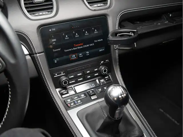 2024 Porsche 718 Cayman S | PREMIUM PKG | MANUAL | 20 IN WHEELS in Cars & Trucks in Mississauga / Peel Region - Image 27