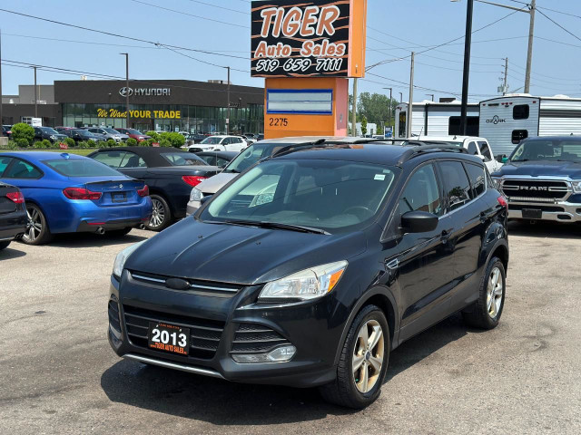 2013 Ford Escape AS IS, SE, RUNS DRIVES, NEEDS WORK in Cars & Trucks in London