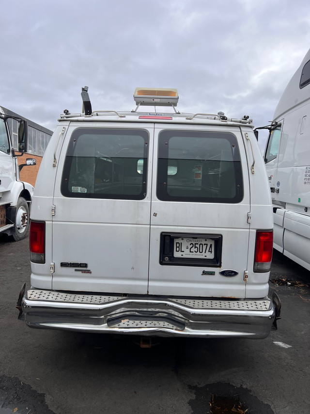 2012 Ford E 150 XL in Cars & Trucks in Mississauga / Peel Region - Image 2
