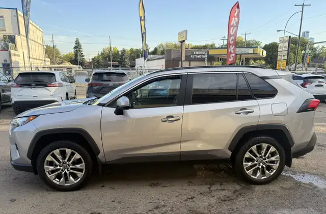 2023 Toyota RAV4 Limited AWD FULLY LOADED WE FINANCE APPLY NOW!63871251805185123