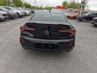 • Power_Steering • Power_Brakes • Power_Windows • Cruise_Control • Alloy_Wheels • Power_Lumbar_Suppo... (image 5)