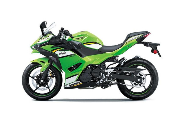 2025 KAWASAKI Ninja 500 SE KRT in Sport Bikes in Laval / North Shore - Image 3