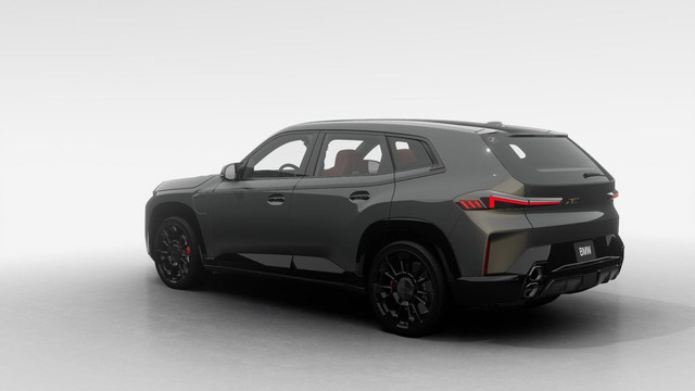 2025 BMW XM Hybride | M Sport | Freins M Sport Rouges | Bowers in Cars & Trucks in City of Montréal - Image 2