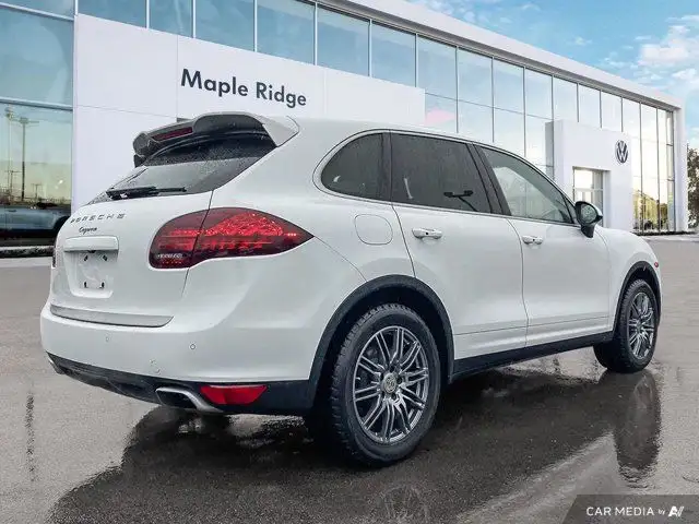 2014 Porsche Cayenne Platinum Edition | AWD | Heated Leather62929808429697124