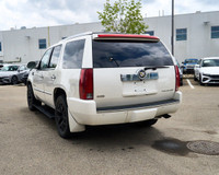 This Cadillac Escalade has a dependable Gas/Ethanol V8 6.2L/378 engine powering this Automatic trans... (image 2)