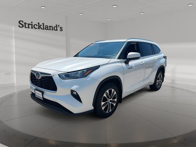 2021 TOYOTA HIGHLANDER HYBRID XLE AWD in Cars & Trucks in Stratford - Image 2